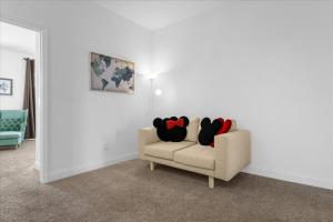 4 Bedrooms 3 Bathrooms Festival 232 Cd