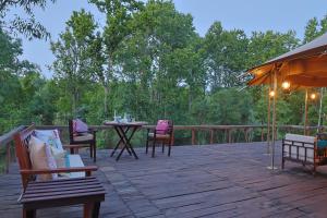 Saja and Sal The Tents