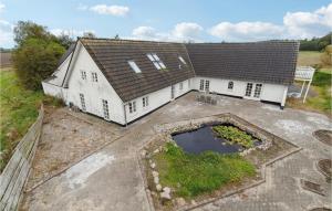 Gorgeous Apartment In Gandrup With Wifi