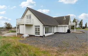 Gorgeous Apartment In Gandrup With Wifi