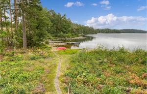 3 Bedroom Nice Home In Högsby