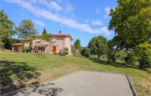 Maisons de vacances Cozy Home In Monseveroux : photos des chambres