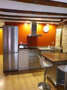 Segundo Caballerias, centrico al lado Catedral, Aire Acondicionado