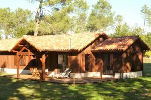 Gite en forêt landaise avec jacuzzi d'intérieur - Sore