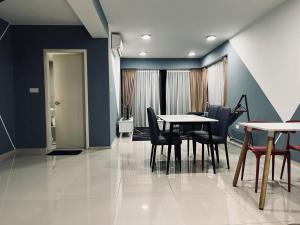 EkoCheras 6 pax Link MRT Kuala Lumpur