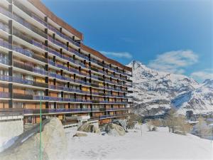 Appartement 3 pièces à Tignes, 8 personnes, pied des pistes avec WIFI - FR-1-411-48