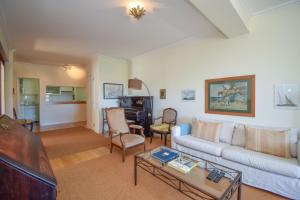 Cozy apartment near the beach