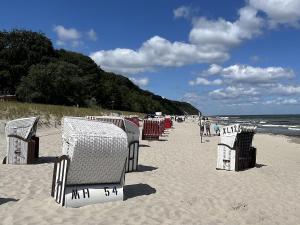 Bernsteinhaus Whg 1, strandnah mit Kamin und WLAN