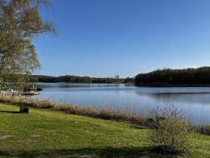 Bernsteinhaus Whg 1, strandnah mit Kamin und WLAN