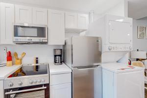 Town of Rehoboth Beach - 99 Sussex St Unit #4