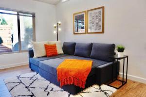 San Diegos Best Zoo, SeaWorld and Downtown Nearby