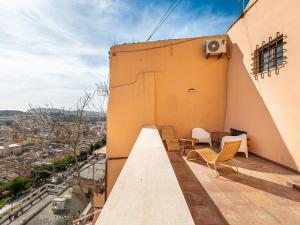 Martini Time, panoramic terrace on the castle walls img33