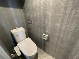 WOLF PACK APARTMENT 31