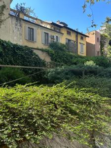 San Babila - Luxury Milanese Apartment