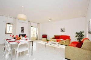 Apartment Ipanema 2 by Algarve Vacation