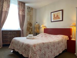 Hotels Hotel Saint Yves : photos des chambres