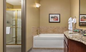 2 Bedroom Deluxe Villa at the Wyndham Nashville Resort