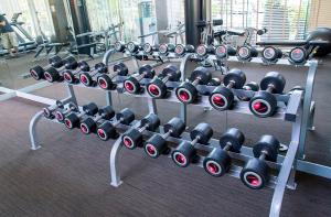 UNIXX Oasis : Grandeur 2BR Suite