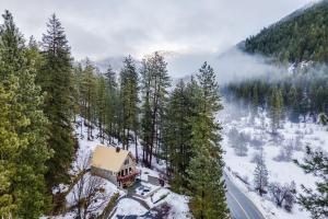 Leavenworth Mountain View Cabin w/ Space to Hike - 4hvězdičkové hotely ve městě Leavenworth