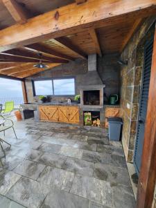 Blue Horizon, Sea and Mountain view