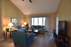 2 Bedrooms at Brigantine Quarters num238 - FlatBottom Floor