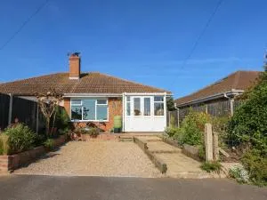 Honeybees Haven - New Hunstanton