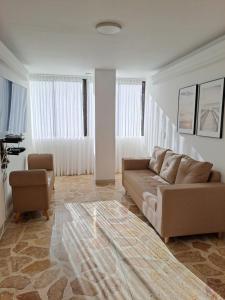 Apartamento en Los Colores Estadio 201-401-501