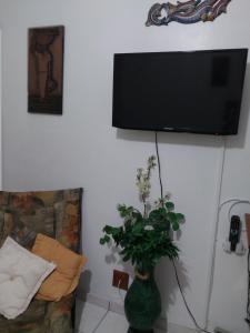 A180m da praia de Vila Caiçara