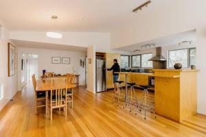 Parsons Cove Beach House