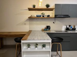 Beachside Studio Retreat