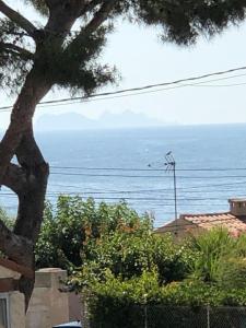 Charmante Maison proche d une calanque - Ubytování bez kategorie ve městě Sausset-les-Pins