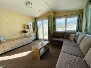 New Forest Bees Holiday Home, Bashley