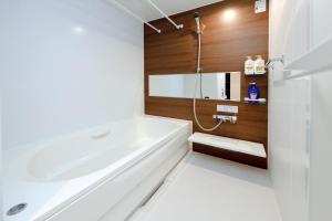 Pacific Coast Enoshima by Tranova