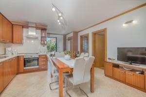 Apartments Prendivoj