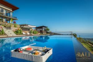 THE most luxury 5BR villa in Lovina! Stunning Outlook!