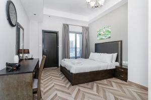 4 Bedroom Apartment with Private Terrace in Business Bay