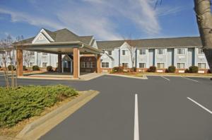 America's Best Value Inn & Suites-McDonough