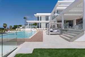 KARAT Villa Royal White