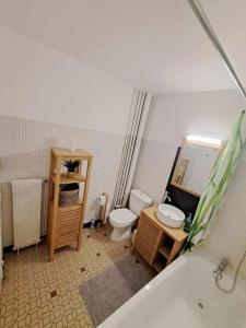 Appartements charmant-appartement-centre-ville Reims : photos des chambres