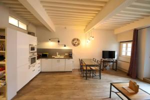 Appartements 55 m2 Apart with big terrace in Annecy downtown : photos des chambres