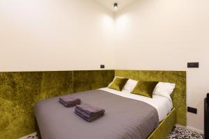 PAY60 -Crescenzago- Luxury Yellow House