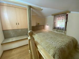 Белевската къща с беседка Belevska House with gazebo