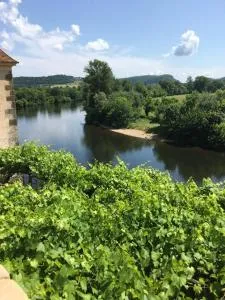 L'Atelier - A Quaint Retreat - 韦扎克