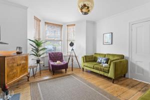 Kessel House - Outstanding family home, close to town centre