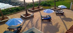 House by The Sea Hikka