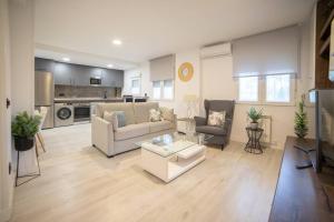 IFEMA-Airport. 2 bed. AC