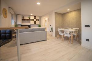 IFEMA-Airport. 2 bed. AC