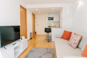 Oporto Yellow Apartments