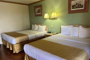 Travelodge by Wyndham Holbrook