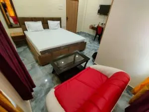 STAYMAKER Malancha Hotel - Phalta